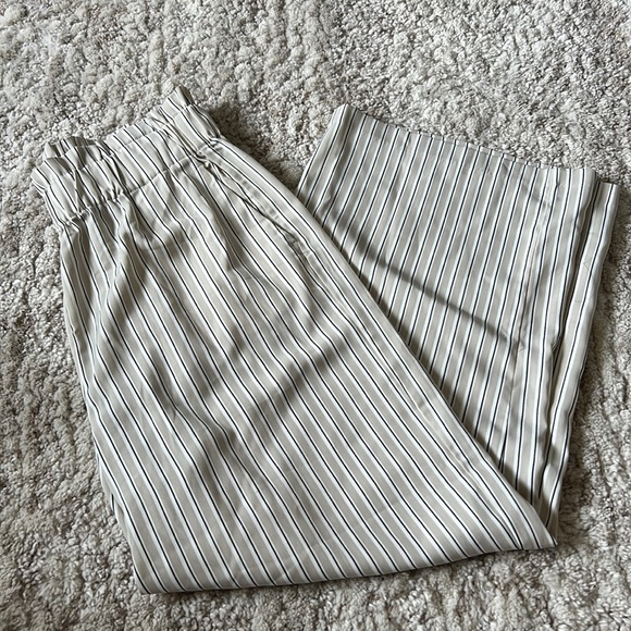 Dynamite Pants - Picture 3 of 3